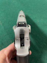 Custom Smith & Wesson Model 5906 semi-auto 9 mm 4