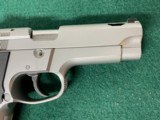 Custom Smith & Wesson Model 5906 semi-auto 9 mm 4