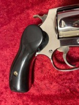 Smith & Wesson S&W Model 37 (No Dash) Airweight Chief's Special .38 spl High Polish Chrome--REDUCED price!! - 6 of 11
