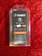 Taurus G3 17 round mag #358-0021-01 NEW - 2 of 2