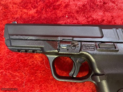 Girsan MC28SA semi-auto 9 mm pistol 15-4d 4.25