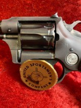 Hi-Standard Sentinel R-101 .22 lr 9-shot revolver 6