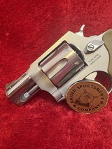 Taurus 856 Defender 38 special 2