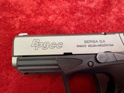 Bersa BP9CC Compact 9 mm semi-auto pistol Two-Tone LIKE new in box - Image 3 of 7