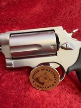 Taurus Judge 5-shot .45LC/.410 ga 3