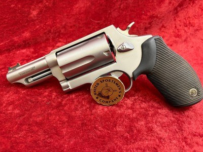 Taurus Judge 5-shot .45LC/.410 ga 3