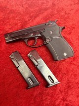 Fn Browning BDA 380 semi-auto pistol (2) 13-round mags 1982 Manu MINT - 2 of 10