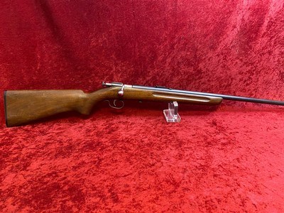 Winchester Model 67 Single Shot rifle in .22 s/l/lr 27