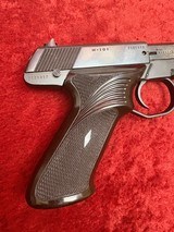 High Standard Model M-101 Duramatic Semi-auto .22lr pistol 4.5
