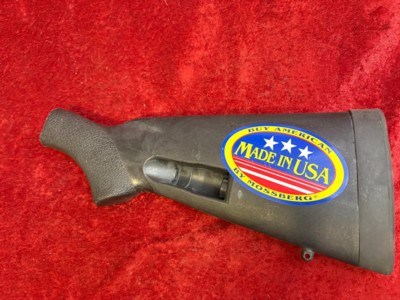 Mossberg 500 series Speed Feed Style Butt Stock Black syn. 12 gauge - Image 1 of 8
