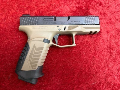 Rock Island DY9 9 mm 15+1 (3) mags, 3.86
