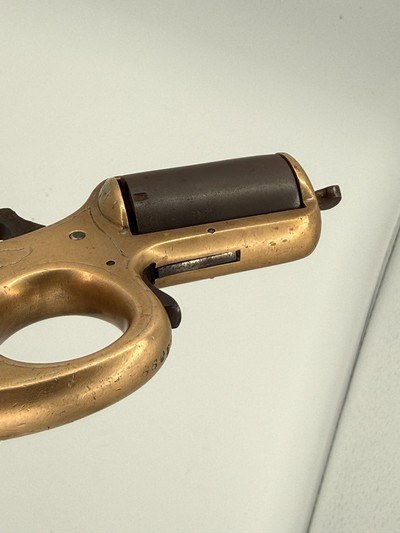Engraved Antique JAMES REID “My Friend” KNUCKLE DUSTER .22 Caliber Rimfire REVOLVER - Image 8 of 15