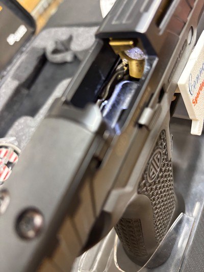 Sig Sauer P320 X Spectre comp 9mm - Image 7 of 14