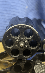 Smith & Wesson 357 Magnum - 8 of 15
