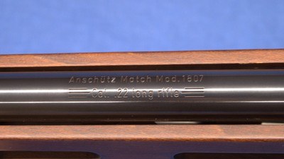 ANSCHUTZ 1807 TARGET RIFLE IN .22 LR - Image 10 of 15