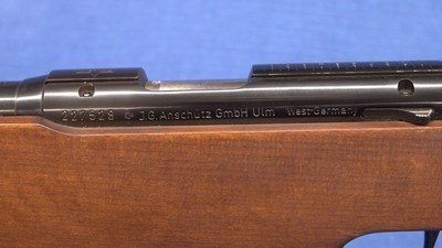 ANSCHUTZ 1807 TARGET RIFLE IN .22 LR - Image 9 of 15