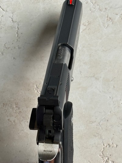 Colt 1911 .45 - Image 3 of 8
