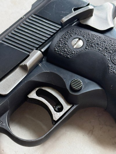 Colt 1911 .45 - Image 7 of 8