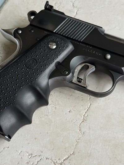 Colt 1911 .45 - Image 2 of 8