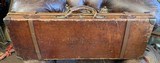 Oak and Leather vintage two gun case ~
Probably for a pair of Boss or Purdeys - 6 of 7