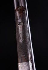 Holland & Holland back action sidelock with plain wood but very nice engraving - 7 of 7