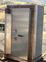 Dibold Bank Vault out of a Wenatchee bank - 1 of 3