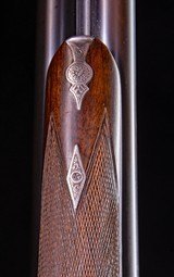 Holland & Holland early hammerless back action for a very great price and being antique can ship direct - 7 of 8