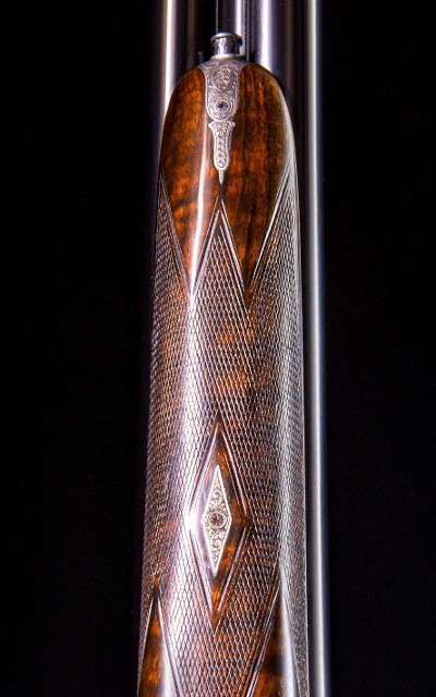 Holland & Holland Royal grade in its makers case ~ experience perfect balance - Image 7 of 9