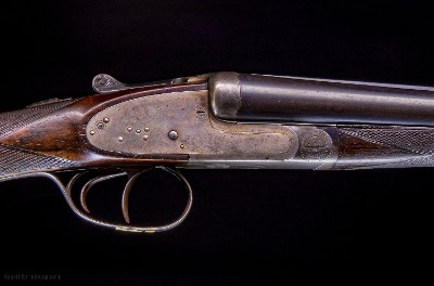 French "Verney Carron" Sidelock with Royal Crest on trigger guard ~ 2 3/4" nitro proofs ~ "Couronne Comtale" - Image 4 of 9
