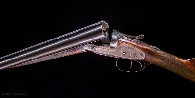 French "Verney Carron" Sidelock with Royal Crest on trigger guard ~ 2 3/4" nitro proofs ~ "Couronne Comtale" - Image 8 of 9
