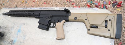 Premium AR 10 rifle in 308 Winchester - Image 7 of 15