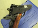 Smith & Wesson SW1911SC E-Series Round Butt Scandium Frame .45 ACP 108483 - 8 of 8