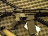 Daniel Defense M4 Carbine, V5 LW No Sights, Lightweight Barrel - 3 of 5