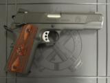 Springfield Armory Loaded 1911-A1 Parkerized .45 ACP PX9109LP - 1 of 8