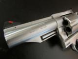 Ruger Redhawk Stainless 6-Shot .44 Magnum 4