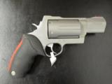 Taurus M513 Raging Judge 3" 6-Shot
.454 Casull / .45 Colt / .410 2-513039 - 1 of 7