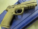 Smith & Wesson M&P9 VTAC Viking Tactics 9mm 209921 - 3 of 7