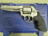 Smith & Wesson Pro Series Model 686 Plus .357 Magnum 178038 - 2 of 9