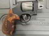 Smith & Wesson Model 327 8-Shot .357 Mag 2