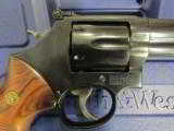 Smith & Wesson Model 586 Blued 4" .357 Magnum 150909 - 6 of 9