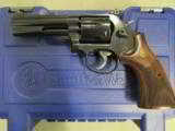 Smith & Wesson Model 586 Blued 4" .357 Magnum 150909 - 2 of 9