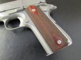 Colt Series 70 1911 Stainless Government .45 ACP/AUTO - 6 of 9
