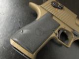 Magnum Research Desert Eagle Mark XIX Burnt Bronze .44 Magnum - 7 of 7