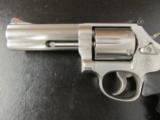 Smith & Wesson 686 Stainless 4