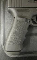 Glock 21 GEN3 13 Round .45 ACP/AUTO with Threaded Barrel - 5 of 8