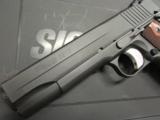 Sig Sauer 1911 Nightmare .45 ACP - 6 of 8