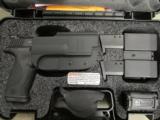 Smith & Wesson M&P 40 Carry and Range Kit .40 S&W - 10 of 10
