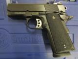 Smith & Wesson SW1911 Pro Series Sub Compact .45 ACP 3