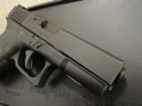 Glock 23 Gen 2 4" .40 S&W - 7 of 12