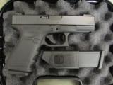 Glock 23 GEN3 4" TruGlo Fiber-Optic Sights .40 S&W - 1 of 10